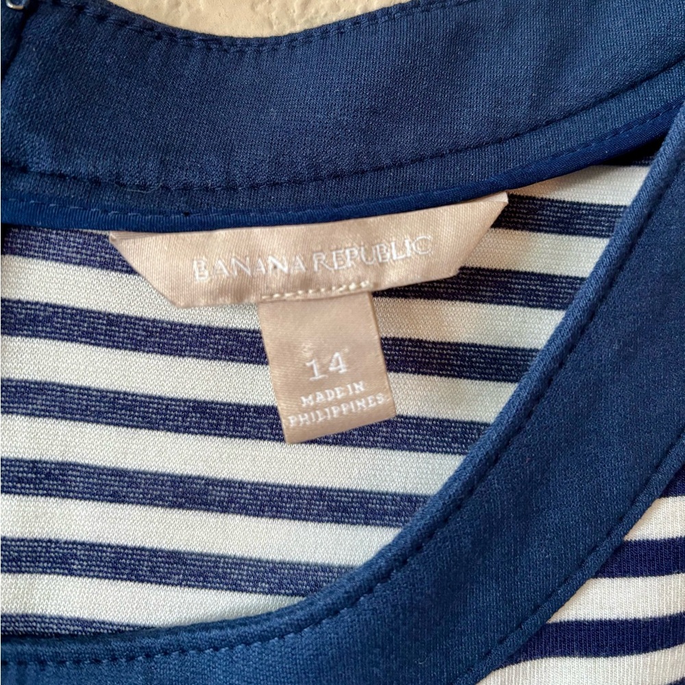 BANANA REPUBLIC WOMENS STRIPE SCOOP NECK SHORT SLEEVE DRESS -- 14 - Picture 3 of 9
